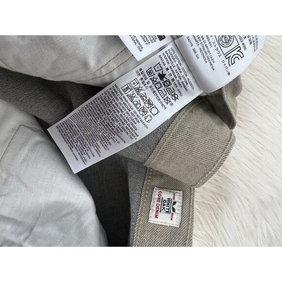 Levis 501 Red Tab Straight Leg Button Fly White Oak Cone Denim Jean Pants 44x32 - Picture 3 of 11